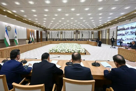 Oliygoh bitiruvchilarni ish bilan ta’minlashi shartmi? OTMlarning asosiy vazifasi nima?