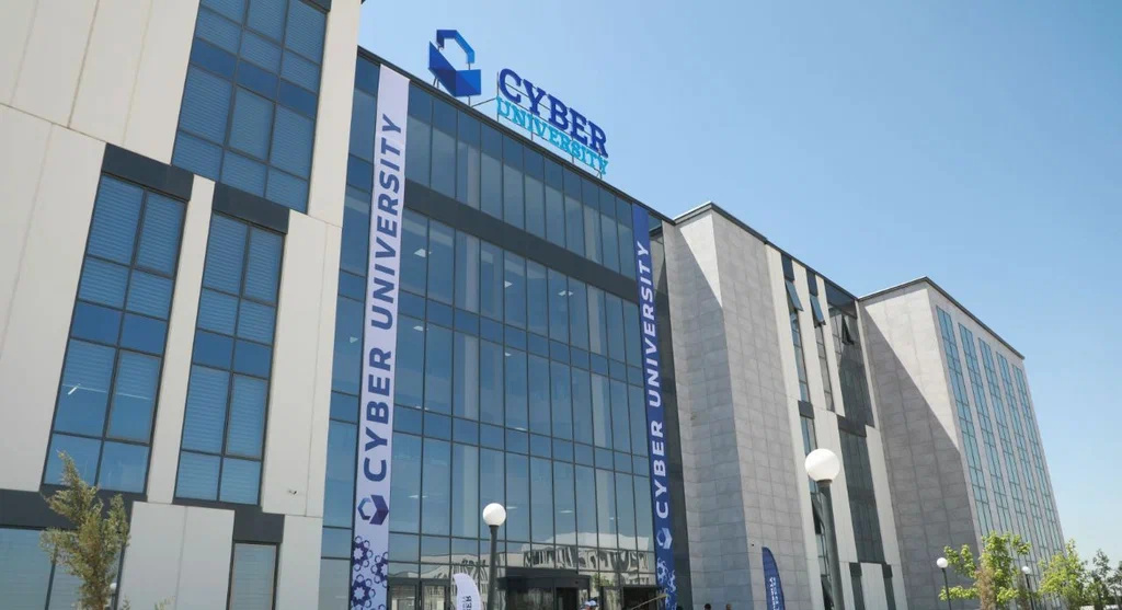 “Cyber university” davlat universiteti